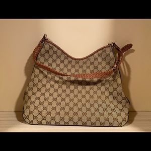 Gucci shoulder bag